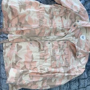 GAP pink camo jacket: perfect for winter coming!